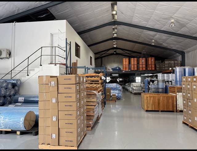 2,522M² FACTORY FOR SALE IN BRIARDENE